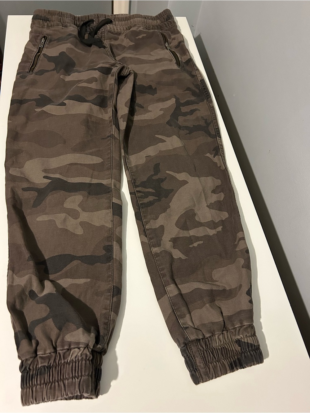 Women’s TNA Camo Jogger Pants - Brown Camouflage